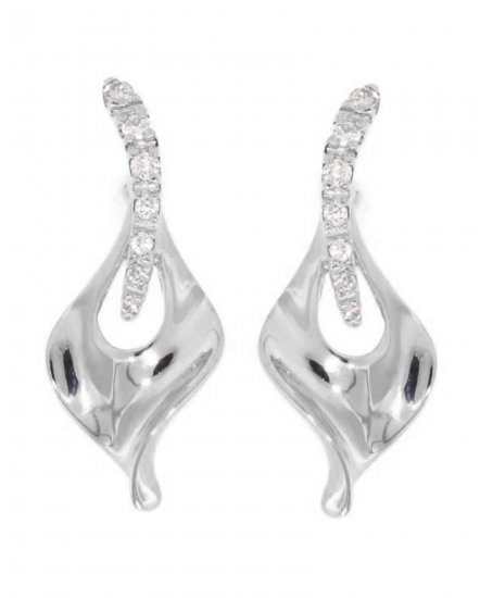 LEAF STYLE DIAMOND STUDS (SE487)