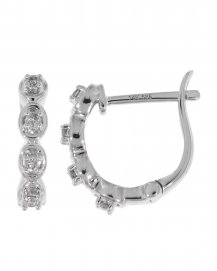 OVAL STYLE DIAMOND HUGGIES (TE836)