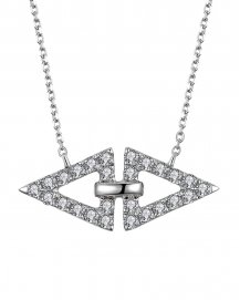 TRIANGLE SHAPE DIAMOND NECKLACE (TN431)