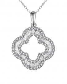 CLOVER STYLE BAGUETTE DIAMOND PENDANT (TP2603)
