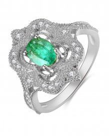 OVAL EMERALD DIAMOND RING (TR3933)