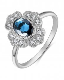 OVAL SAPPHIRE DIAMOND RING (TR3987)