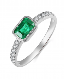 EMERALD CUT DIAMOND RING (TR4145)