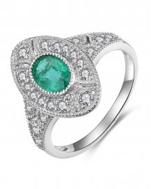 OVAL EMERALD DIAMOND RING (TR4264)