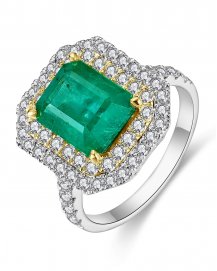 EMERALD CUT DIAMOND RING (TR4495)