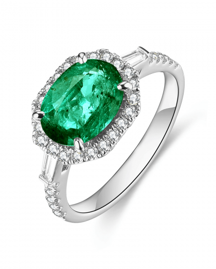 OVAL EMERALD DIAMOND RING (TR4561)