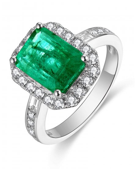 EMERALD CUT DIAMOND RING (TR4639)