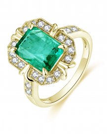 EMERALD CUT DIAMOND RING (TR4643)