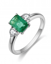 EMERALD CUT DIAMOND RING (TR4653)
