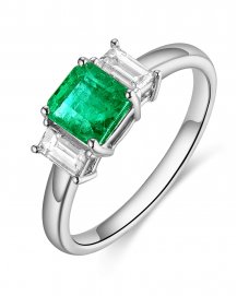 EMERALD CUT DIAMOND RING (TR4998)