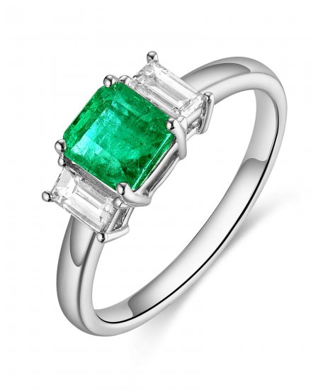 EMERALD CUT DIAMOND RING (TR4998)