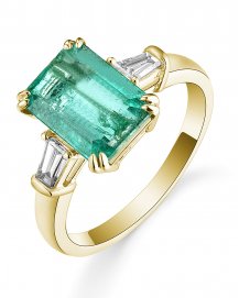 EMERALD CUT DIAMOND RING (TR5208)