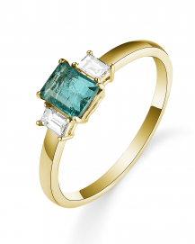 EMERALD CUT DIAMOND RING (TR5249)