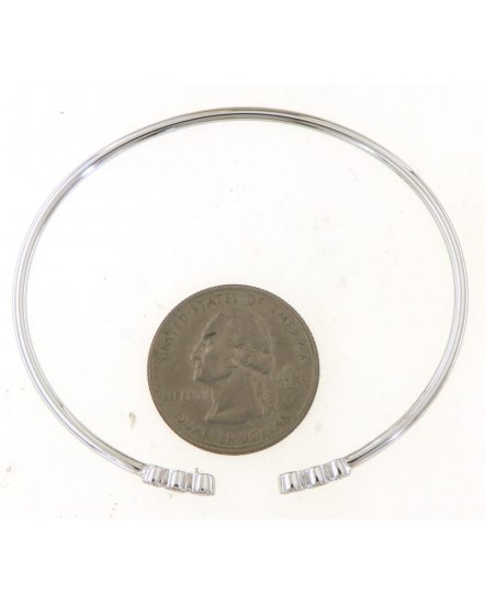 ROUND DIAMOND CUFF STYLE BANGLE BRACELET (TB543)