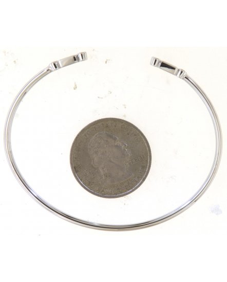 BAGUETTE DIAMOND CUFF STYLE BANGLE BRACELET (TB561)