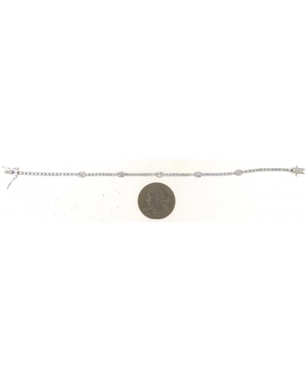 BAGUETTE DIAMOND BRACELET (TB585)