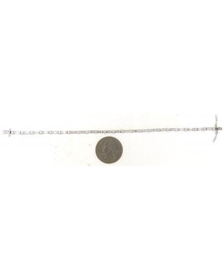 BAGUETTE DIAMOND BRACELET (TB620)