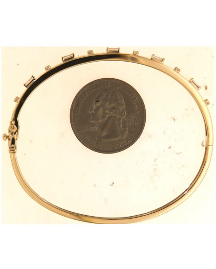 BAGUETTE DIAMOND BANGLE BRACELET (TB712)