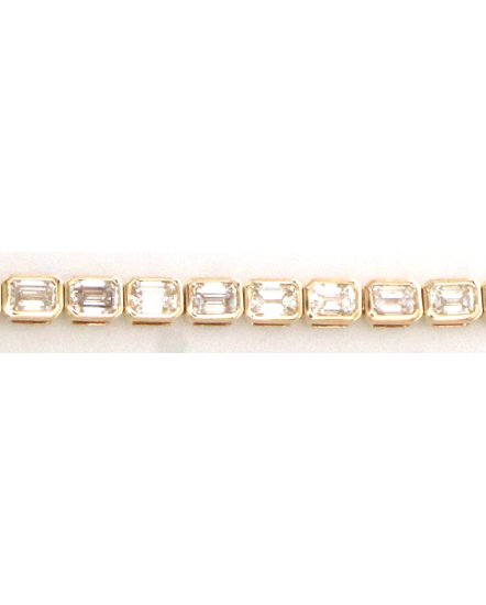 EMERALD CUT DIAMOND BRACELET (TB948)
