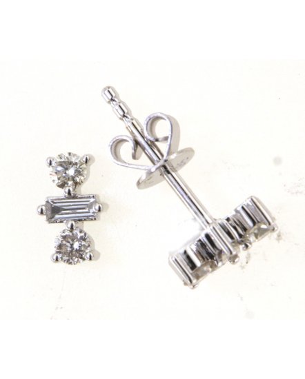 BAGUETTE DIAMOND STUDS (TE1614)