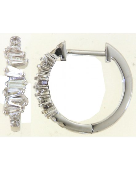 BAGUETTE DIAMOND HUGGIES (TE1966)