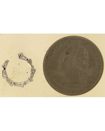 BAGUETTE DIAMOND STUDS (TE2094)