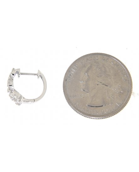   CLUSTER DIAMOND HUGGIES  (TE757)