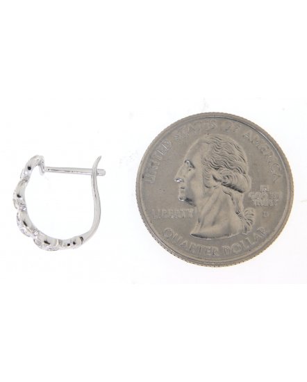 FOUR LEAF DIAMOND HUGGIES (TE860)