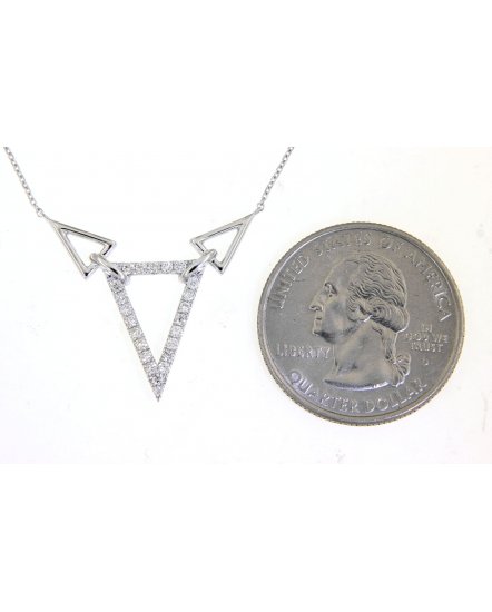 TRIANGLE SHAPE DIAMOND NECKLACE (TN478)