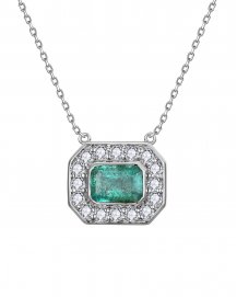 EMERALD CUT DIAMOND NECKLACE (TN939)