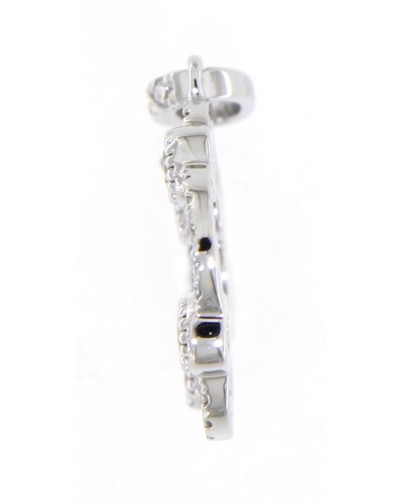 CLOVER STYLE DIAMOND PENDANT (TP2033)