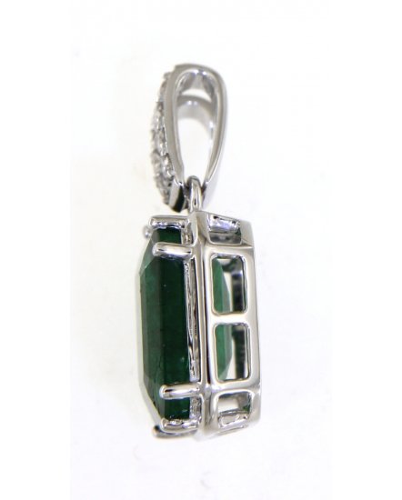 EMERALD CUT DIAMOND PENDANT (TP2279)