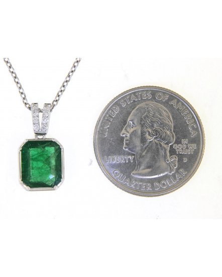 EMERALD CUT DIAMOND PENDANT (TP2279)