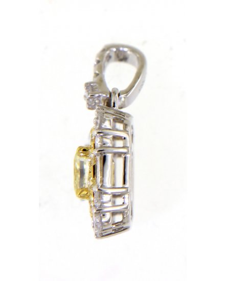 MULTI TONE OVAL DIAMOND PENDANT (TP2540)