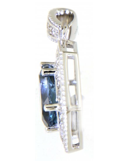 OVAL LONDON BLUE TOPAZ DIAMOND PENDANT (TP2627)
