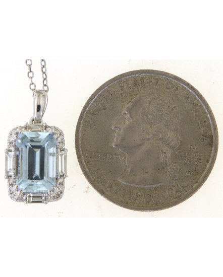 EMERALD CUT AQUAMARINE DIAMOND PENDANT (TP3784)