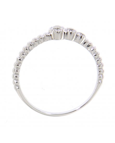 THREE STONE DIAMOND BAND (TR1607)