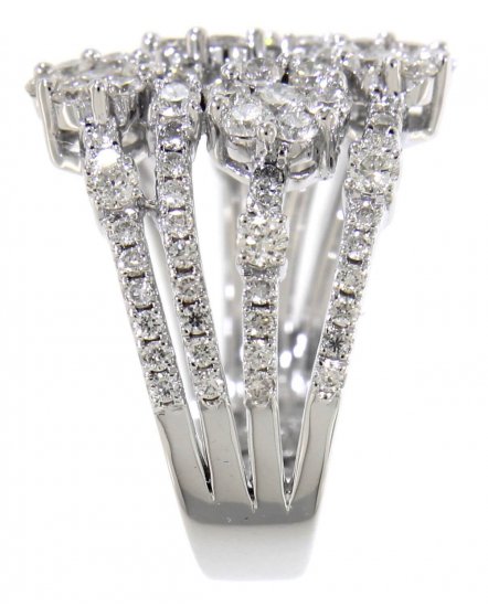 CLUSTER  DIAMOND RING (TR2946)