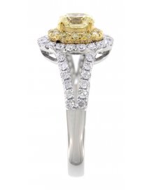 MULTI TONE OVAL DIAMOND ENGAGEMENT RING (TR3172)
