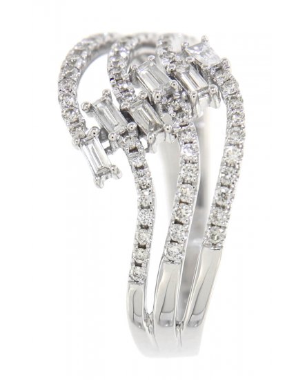 DIAMOND RING (TR3242)