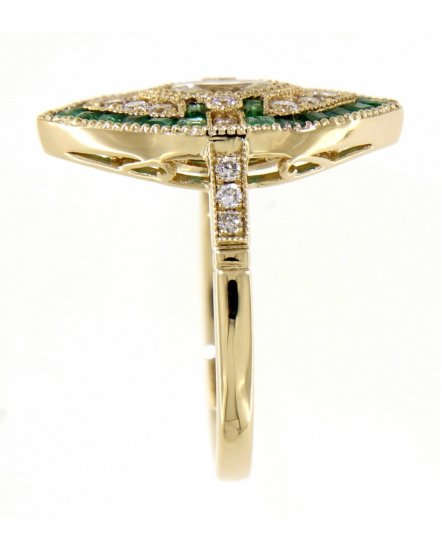 MARQUISE STYLE EMERALD DIAMOND RING (TR3794)