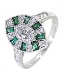 MARQUISE STYLE EMERALD DIAMOND RING (TR3817)