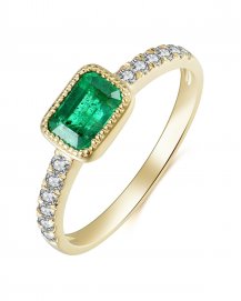 EMERALD CUT DIAMOND RING (TR4145)