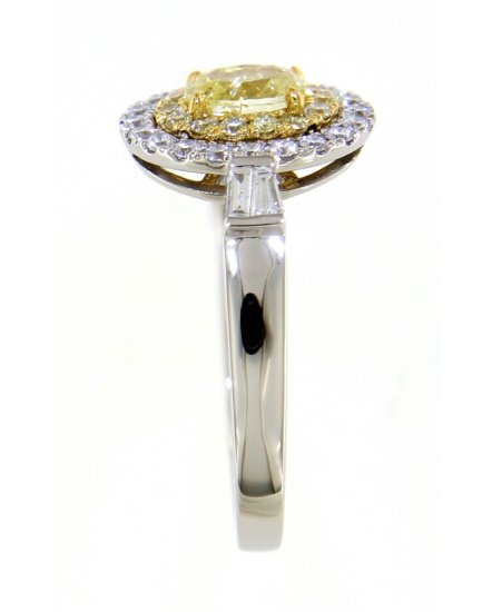 MULTI TONE OVAL DIAMOND ENGAGEMENT RING (TR4155)