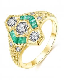 KITE STYLE EMERALD DIAMOND RING (TR4204)