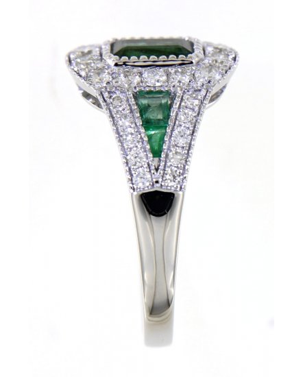 EMERALD CUT DIAMOND RING (TR4211)