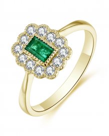 EMERALD CUT DIAMOND RING (TR4423)