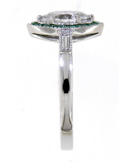 MARQUISE STYLE EMERALD DIAMOND RING (TR4447)