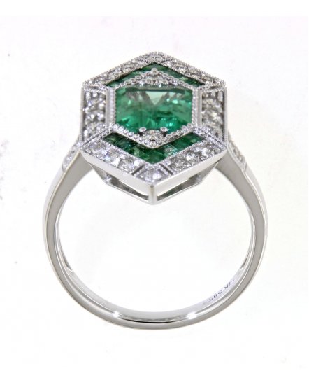 EMERALD CUT DIAMOND RING (TR4488)