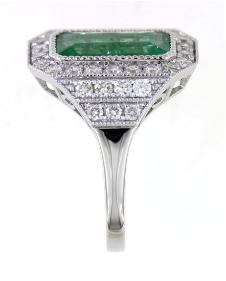 EMERALD CUT DIAMOND RING (TR4490)